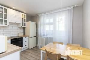 2-к квартира, вторичка, 63м2, 13/14 этаж