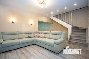 4-к квартира, вторичка, 134м2, 2/2 этаж