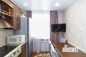 2-к квартира, вторичка, 54м2, 1/9 этаж