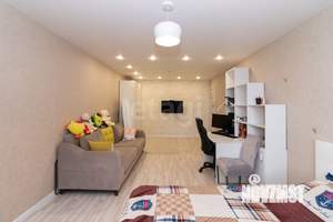 4-к квартира, вторичка, 100м2, 8/10 этаж
