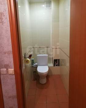 2-к квартира, вторичка, 72м2, 7/10 этаж