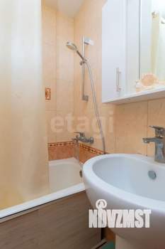 3-к квартира, вторичка, 57м2, 2/6 этаж