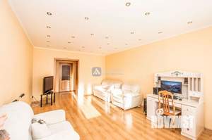 3-к квартира, вторичка, 108м2, 3/9 этаж