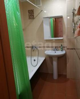 2-к квартира, вторичка, 72м2, 7/10 этаж