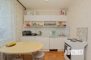 2-к квартира, вторичка, 63м2, 14/14 этаж