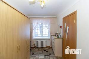 3-к квартира, вторичка, 55м2, 1/3 этаж