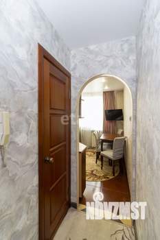 2-к квартира, вторичка, 54м2, 1/9 этаж