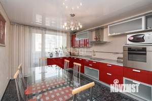 3-к квартира, вторичка, 91м2, 8/10 этаж