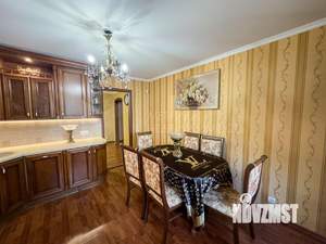 4-к квартира, вторичка, 106м2, 1/9 этаж