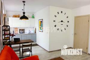 2-к квартира, вторичка, 54м2, 1/9 этаж