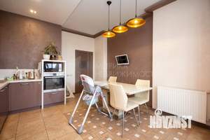 3-к квартира, вторичка, 132м2, 13/25 этаж