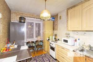 3-к квартира, вторичка, 63м2, 6/9 этаж