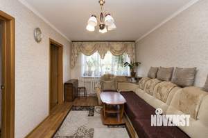 4-к квартира, вторичка, 61м2, 3/5 этаж