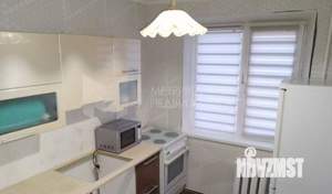 2-к квартира, вторичка, 54м2, 1/9 этаж