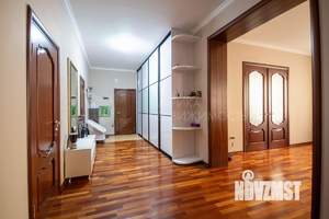 3-к квартира, вторичка, 134м2, 3/10 этаж