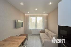 2-к квартира, вторичка, 56м2, 9/17 этаж