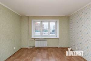 2-к квартира, вторичка, 60м2, 1/9 этаж