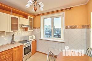 2-к квартира, вторичка, 50м2, 9/9 этаж