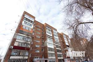 4-к квартира, вторичка, 74м2, 9/9 этаж