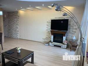 2-к квартира, вторичка, 120м2, 13/16 этаж