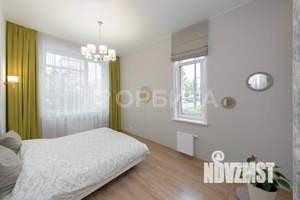 3-к квартира, вторичка, 82м2, 1/9 этаж
