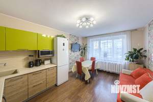 2-к квартира, вторичка, 62м2, 1/14 этаж