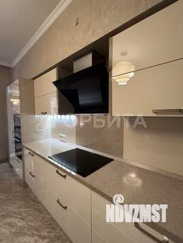 4-к квартира, вторичка, 156м2, 6/10 этаж