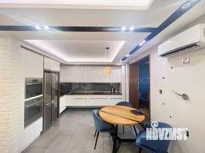 2-к квартира, вторичка, 92м2, 16/25 этаж