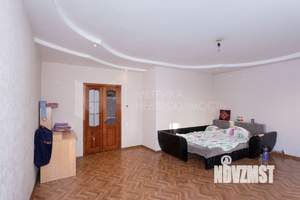 3-к квартира, вторичка, 94м2, 1/5 этаж