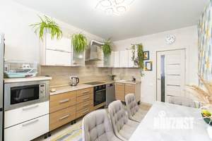 2-к квартира, вторичка, 67м2, 10/10 этаж