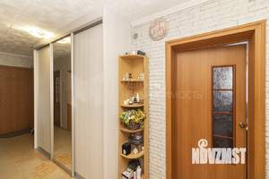3-к квартира, вторичка, 59м2, 9/9 этаж