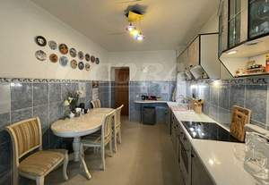 2-к квартира, вторичка, 65м2, 13/14 этаж