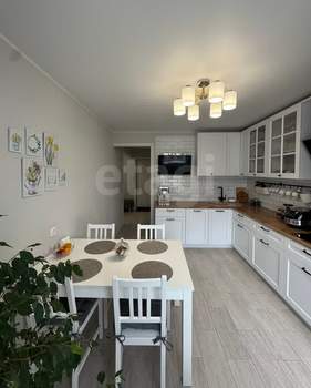 2-к квартира, вторичка, 65м2, 8/9 этаж