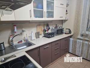 2-к квартира, вторичка, 54м2, 1/5 этаж