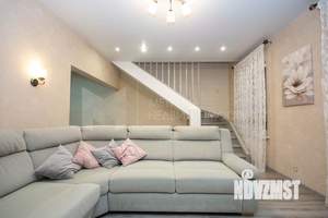 4-к квартира, вторичка, 134м2, 2/2 этаж