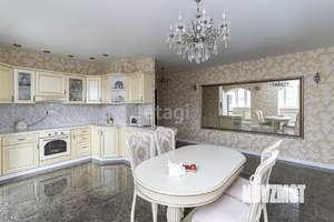 3-к квартира, вторичка, 145м2, 7/9 этаж