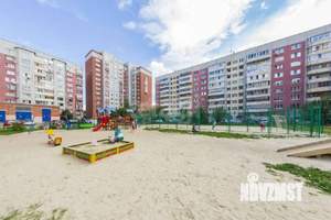 3-к квартира, вторичка, 90м2, 1/9 этаж