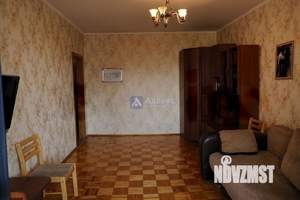 2-к квартира, вторичка, 63м2, 5/5 этаж