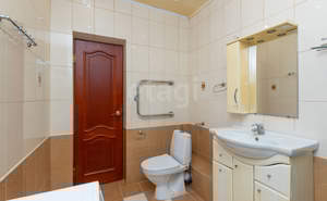 3-к квартира, вторичка, 142м2, 2/2 этаж