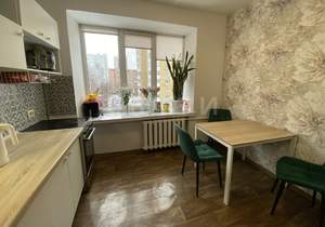 2-к квартира, вторичка, 60м2, 5/5 этаж