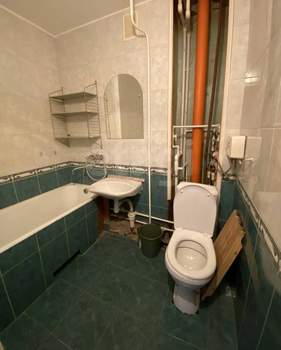 4-к квартира, вторичка, 100м2, 4/7 этаж