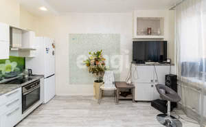 2-к квартира, вторичка, 74м2, 9/9 этаж