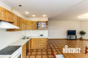 3-к квартира, вторичка, 109м2, 6/10 этаж